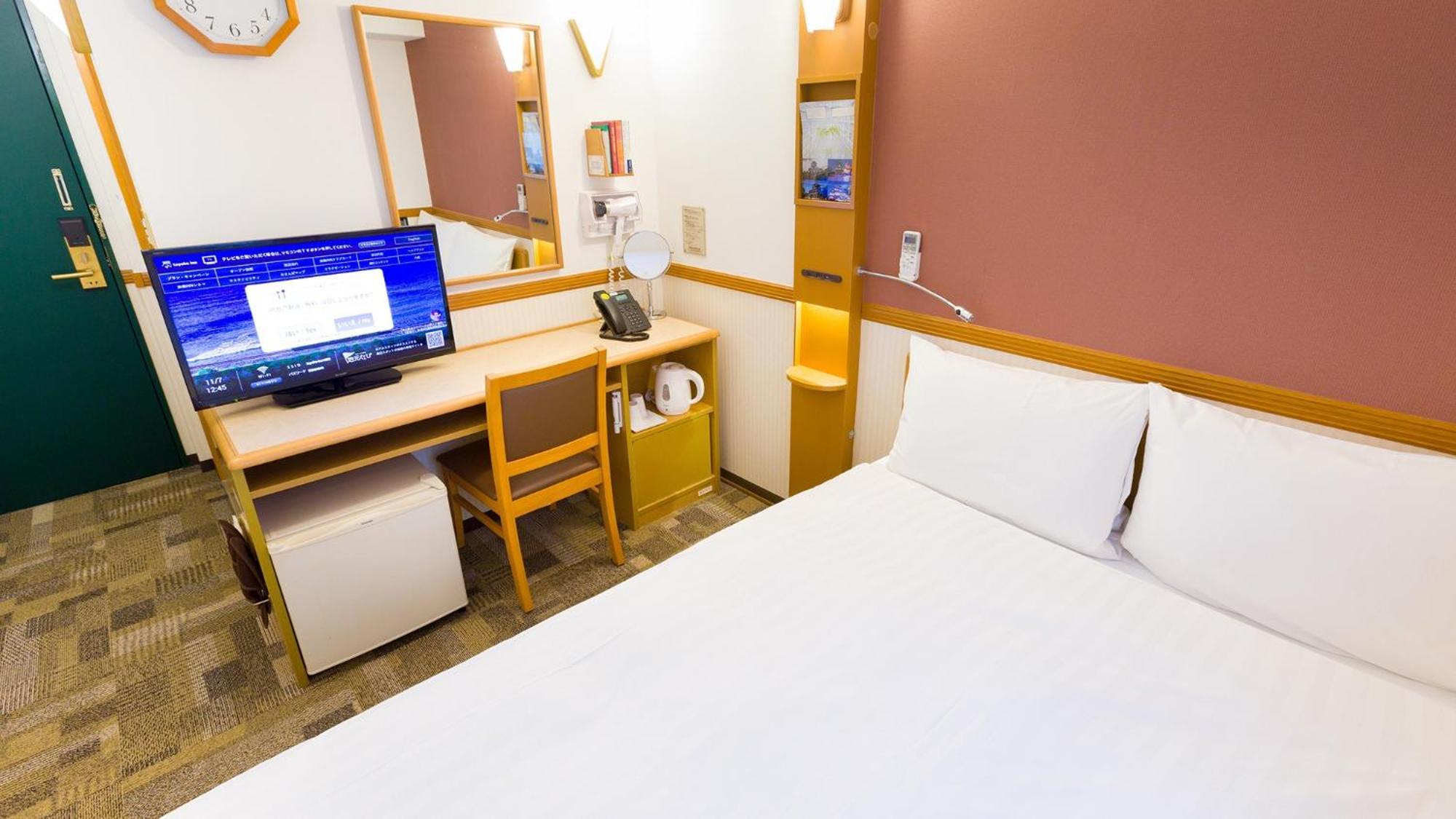 Toyoko Inn Shin-Yokohama Ekimae Honkan Habitación foto