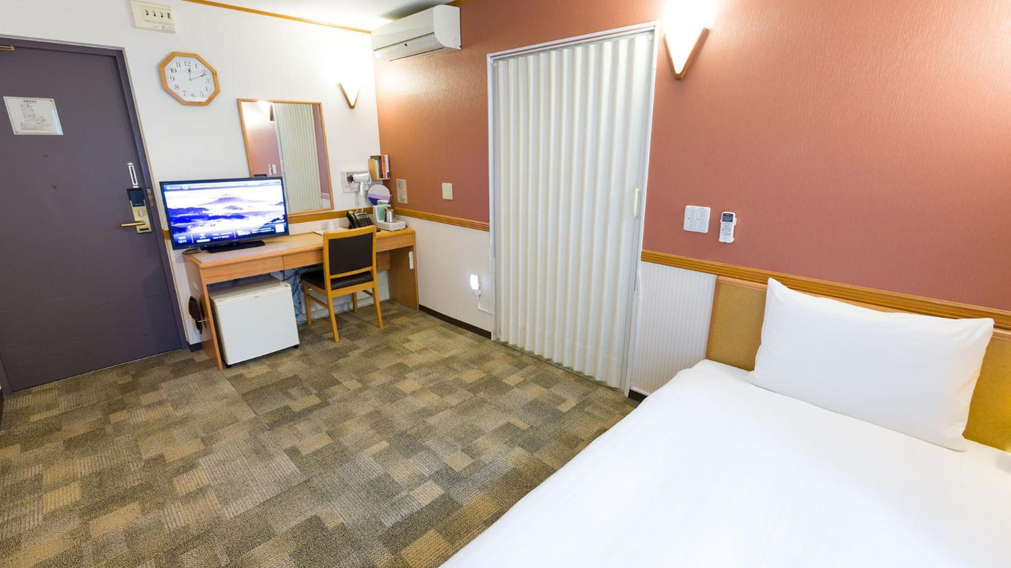 Toyoko Inn Shin-Yokohama Ekimae Honkan Habitación foto